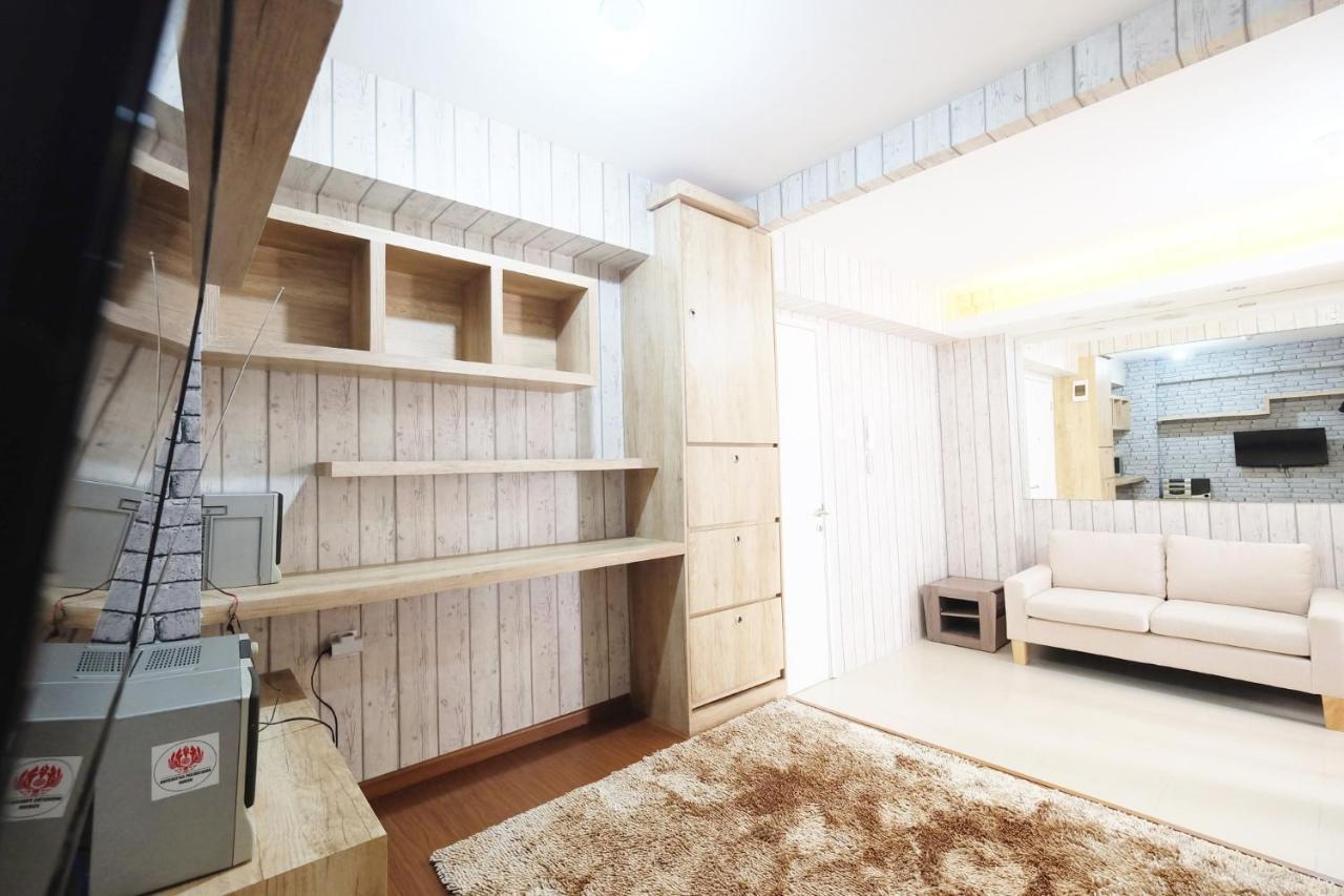 Spacious And Cozy 1br Bassura By Travelio Jakarta